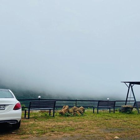 Hill Monk - Whispering Mist Hotel Vagamon Luaran gambar